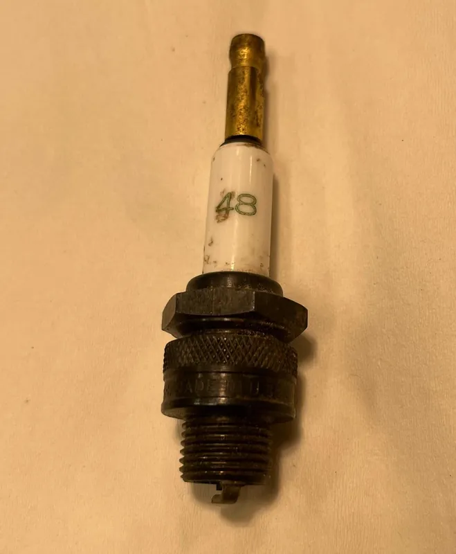 Fri frakt TÄNDSTIFT , AC DELCO 48