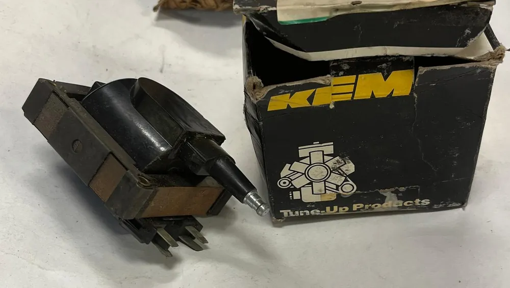 HEI Tändspole 6 + V8 Jeep Chev Buick Pont Olds Cad 1974-90, KEM 342D , 10060 Handla nu