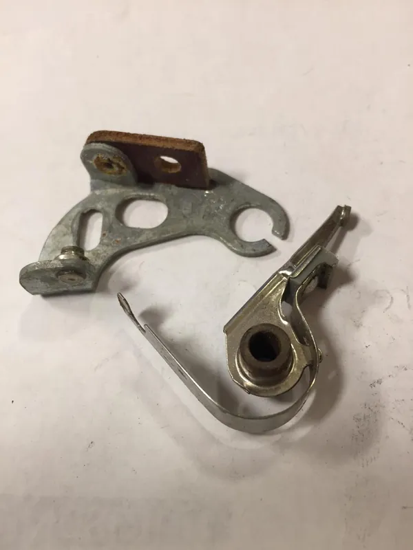 BRYTARE AMC GM DESOTO JEEP TRIUMPH NASH GMC 1939-00, DELCO D-103 1918148 Erbjudande