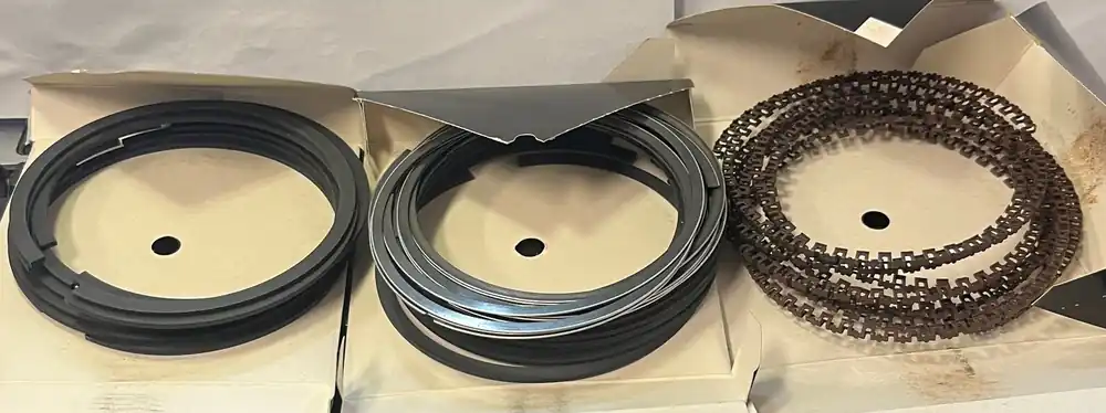 Fynd Kolvringar STD GM 350-455 57-80 GMC 350 70-80 Mopar 361 58-66