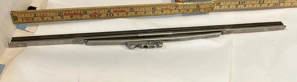 Torkarblad 12″ Trico Triple Action (NOS) – 1937–1942 Kundfavorit