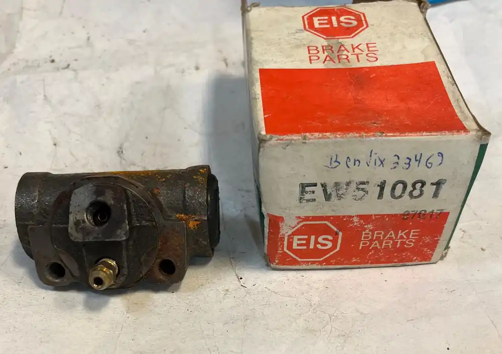 Endast denna vecka Hjulcylinder bakhjul GM Jeep 1966-95 EIS EW51081 , 33469 , WC37048