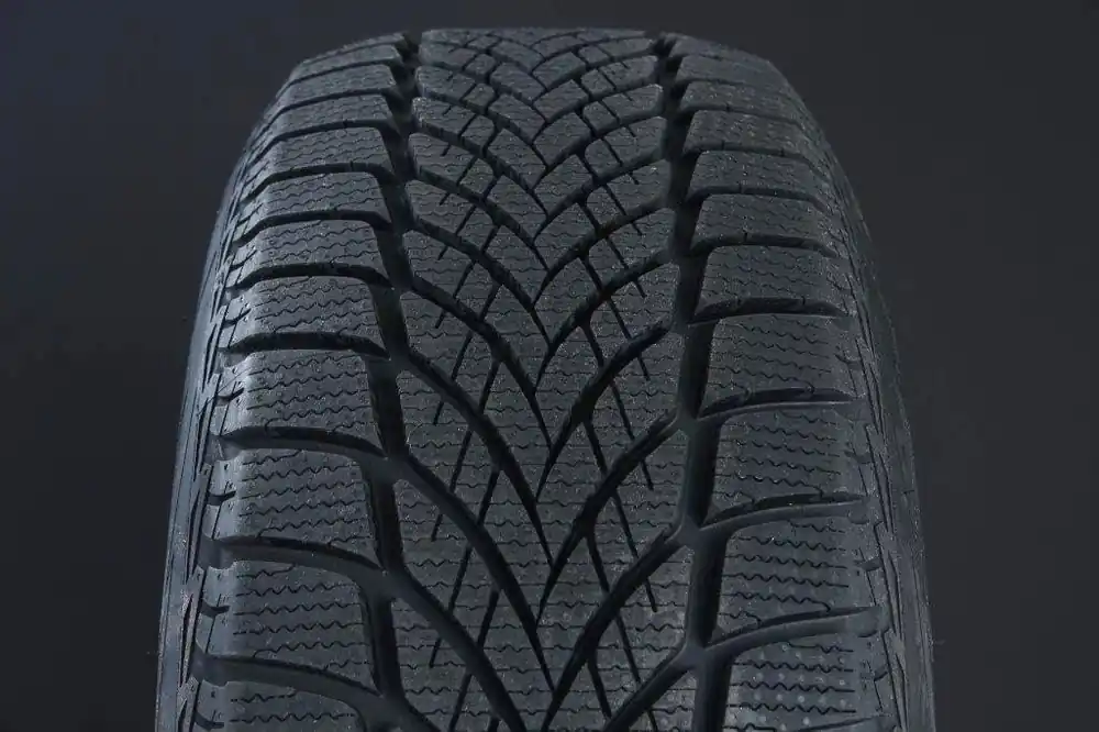 Rabatter 185/60R15 GOODYEAR ULTRA GRIP ICE 2 FRIKTION