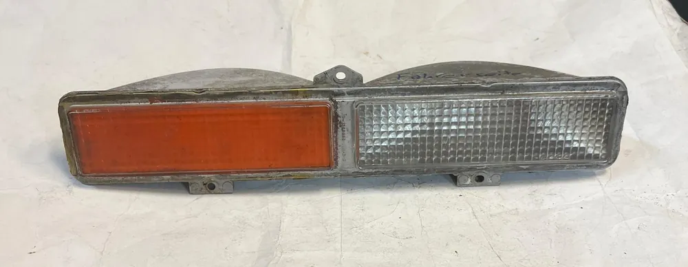 Rabatter Blinkers parkeringsljus vänster Olds Delta 88 & 98 1977-79 GM 5968321B