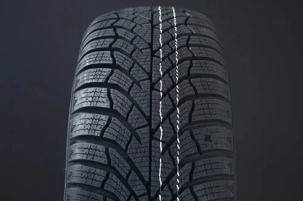 195/55R16 KUMHO WINTERCRAFT WP52+ EV Snabb frakt
