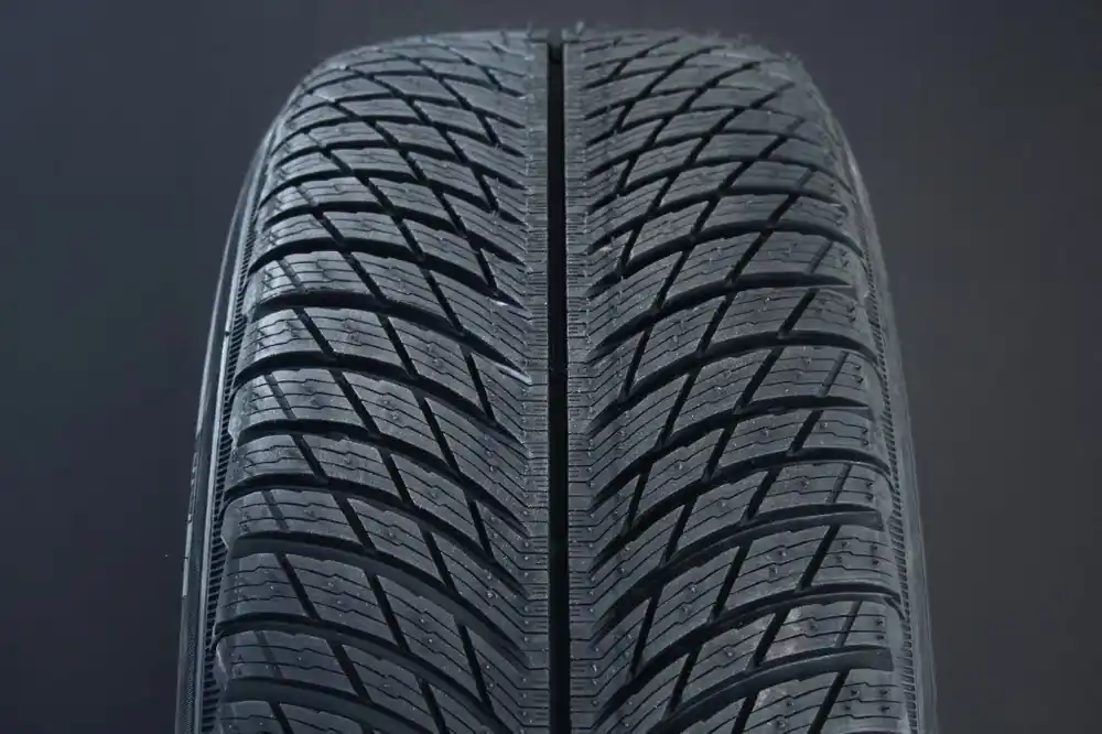 205/60R16 MICHELIN PILOT ALPIN 5 FRIKTION Rea