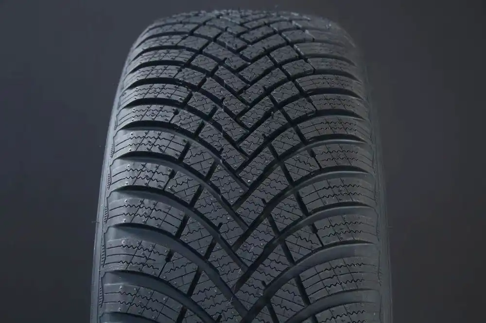 Erbjudande 215/55R16 HANKOOK WINTER I*CEPT RS3 W462 FRIKTION