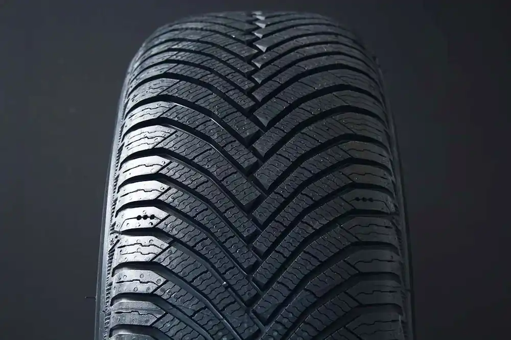 215/60R16 MICHELIN ALPIN 7 FRIKTION Snabb leverans
