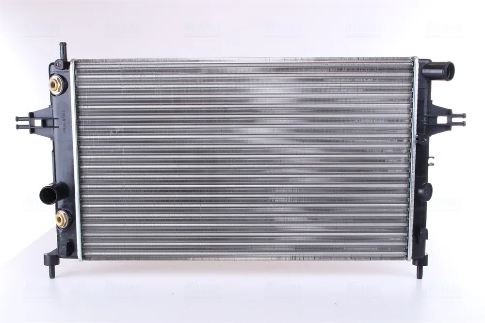 Begränsat antal Kylare 1,4 16V/1,6 16V Man/Aut